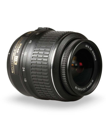 Objetiva Nikon AF-S NIKKOR 18-55mm f3.5-5.6G VR DX - USADO