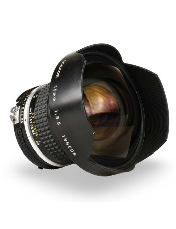 Objetiva Nikon AI-S NIKKOR 15mm f3.5 - USADO
