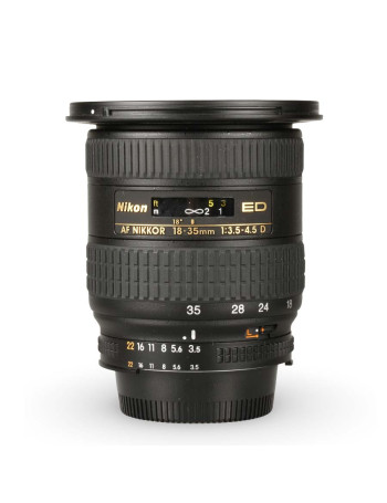 Objetiva Nikon AF NIKKOR 18-35mm f3.5-4.5D ED - USADO