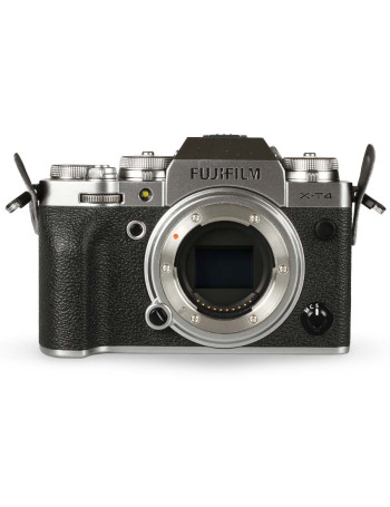 Câmera mirrorless Fujifilm X-T4 - USADO