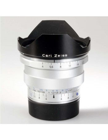 Objetiva Zeiss Distagon T* 18mm f4 ZM para Leica M - USADA