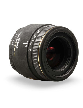 Objetiva Sigma 50mm f2.8 DG MACRO (Nikon F) - USADO