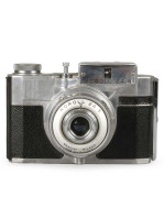 Câmera analógica Kodak Brownie Junior Six-16 - Decoração