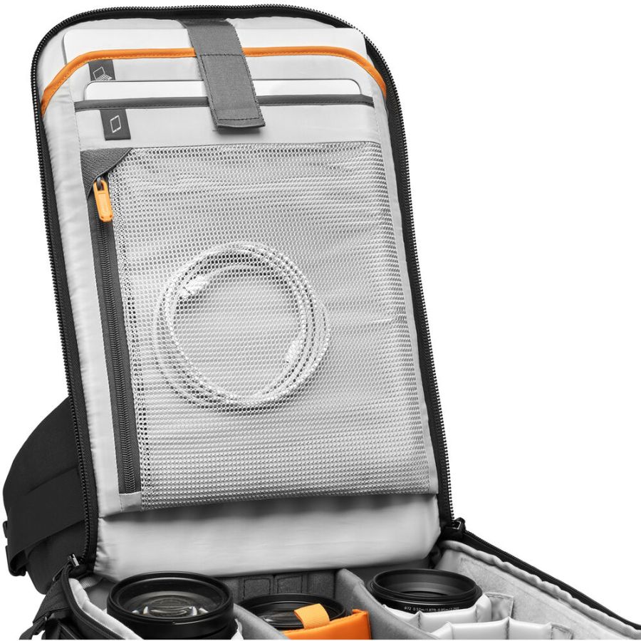 Lowepro Flipside 400 AW III Camera Backpack (PRETA) 