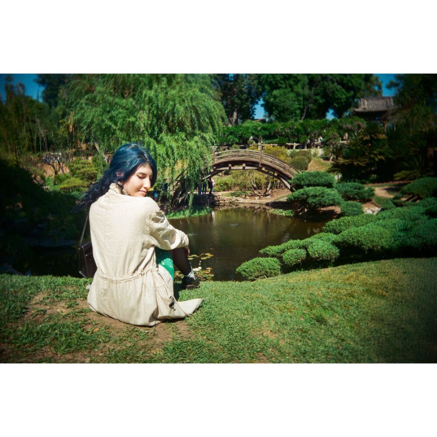 Câmera analógica compacta 35mm Reto project Pano (BRANCO)