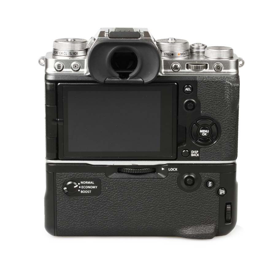 Câmera mirrorless Fujifilm X-T4 com grip de bateria e carregador duplo - USADO