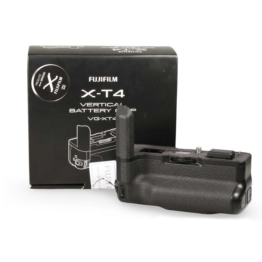 Câmera mirrorless Fujifilm X-T4 com grip de bateria e carregador duplo - USADO