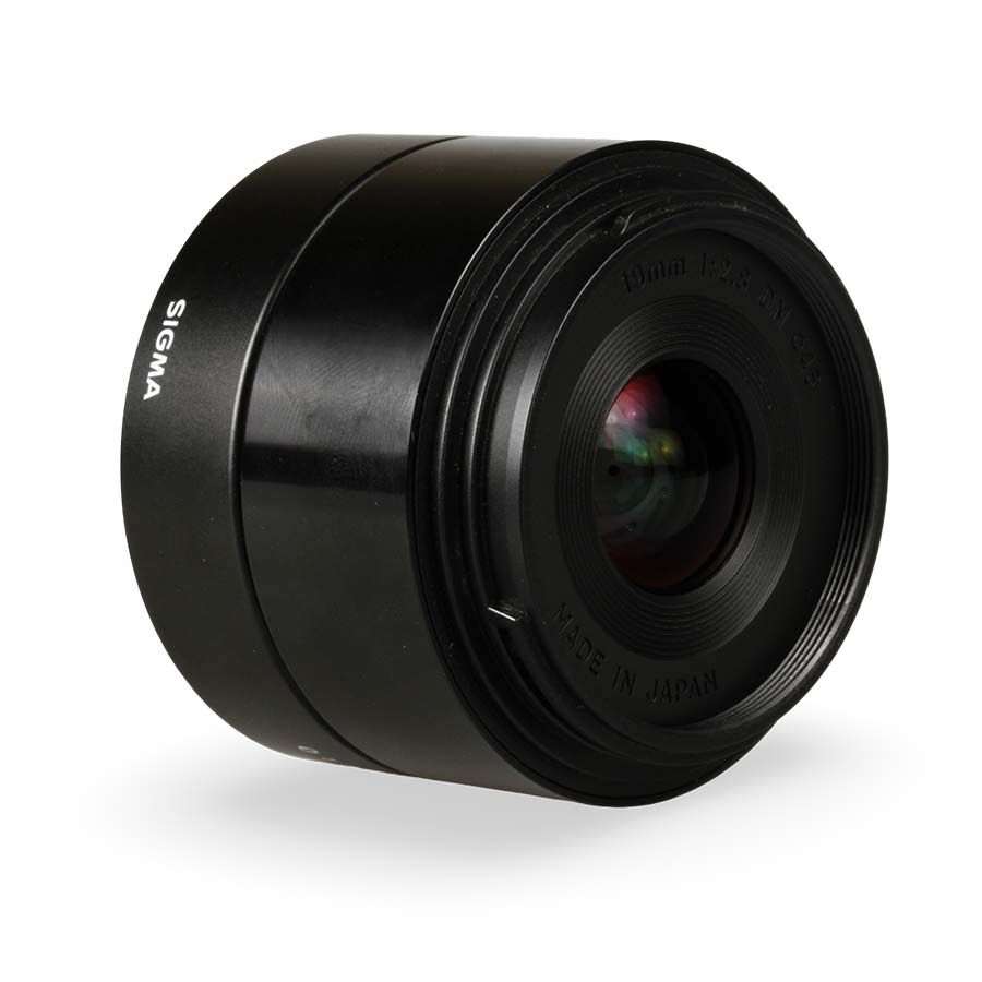 Objetiva Sigma 19mm f2.8 DN ART (Sony E) - USADO