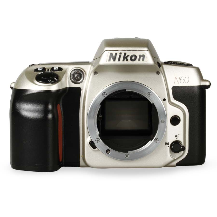 Câmera analógica 35mm Nikon N60 CORPO - USADA
