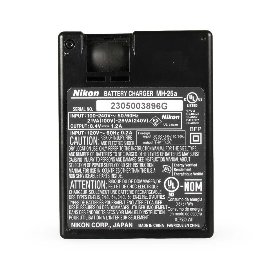Carregador de bateria Nikon MH-25a (para EN-EL15) - USADO