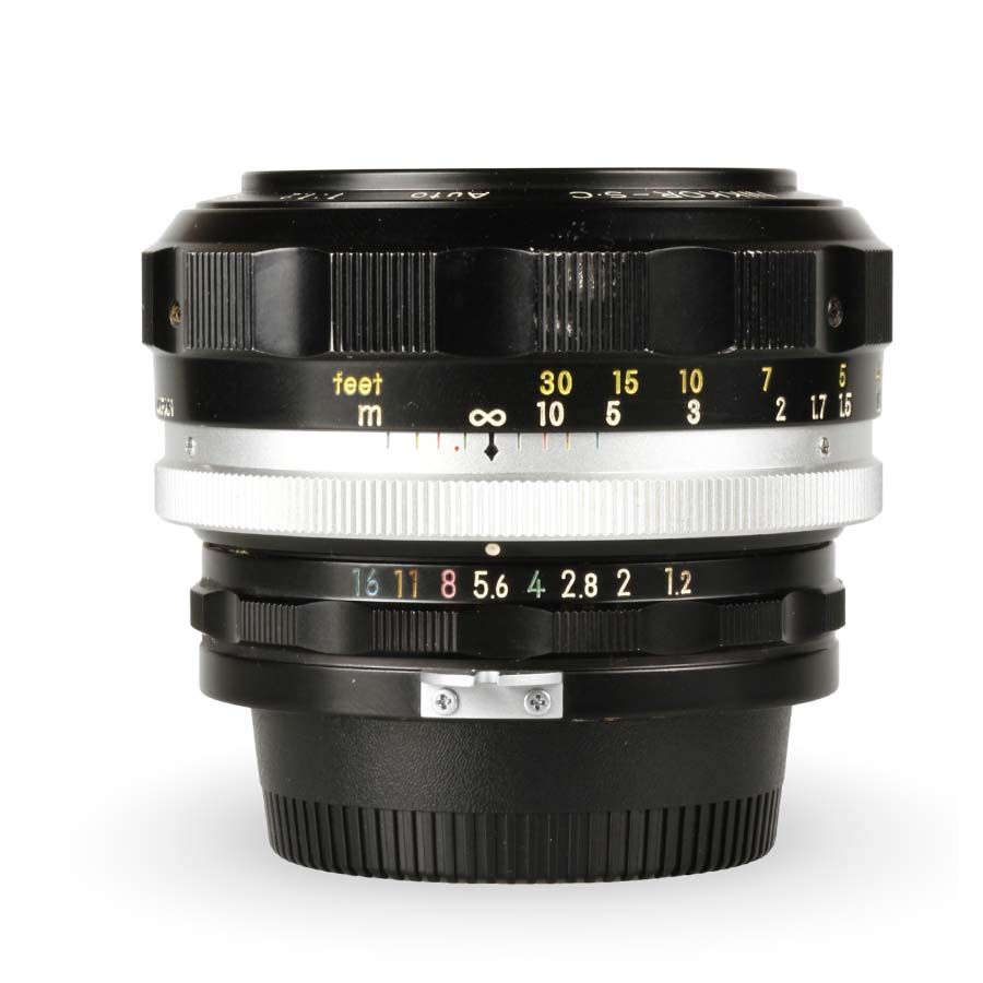 Objetiva Nikon Pre-AI NIKKOR 55mm f1.2 S.C Auto - USADA