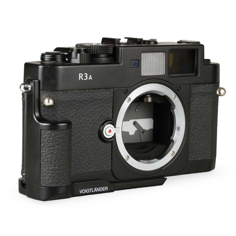 Câmera analógica 35mm Voigtländer Bessa R3A (com empunhadura) - USADO