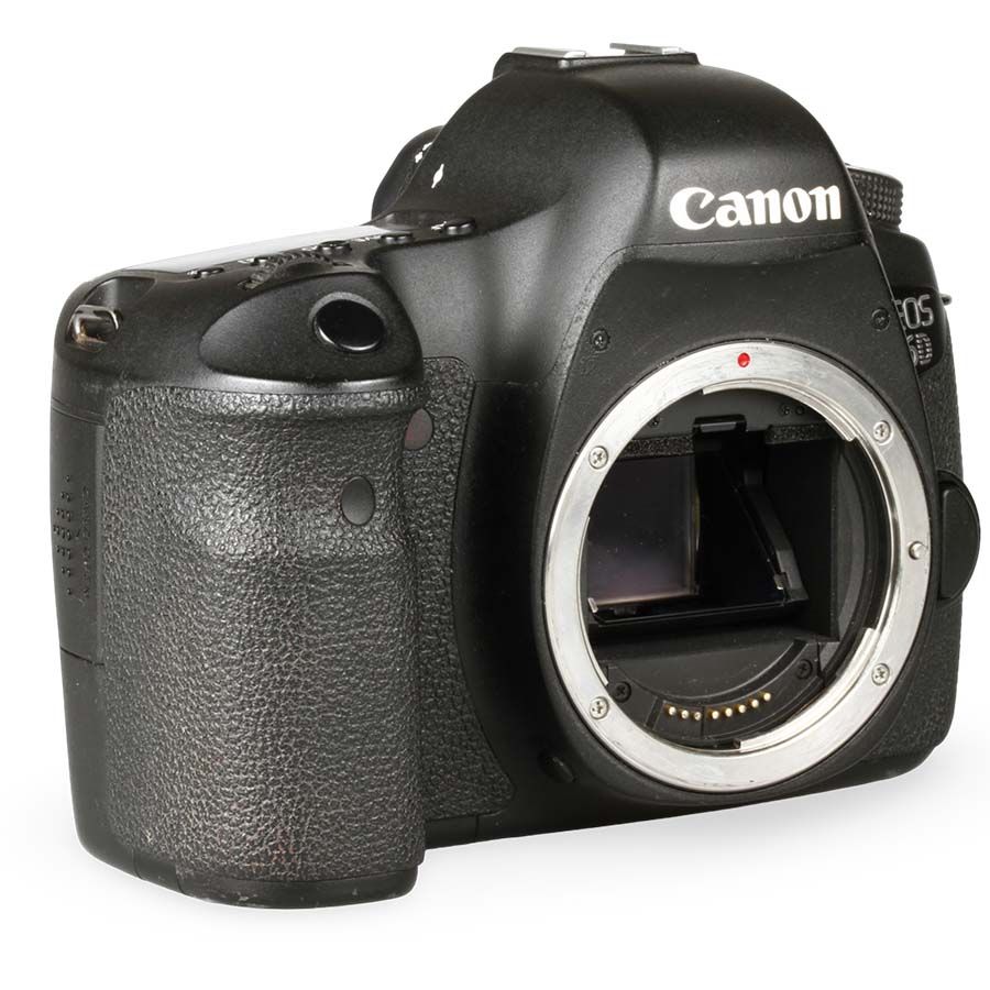 Câmera DSLR Canon EOS 6D - USADO (86.130 disparos)