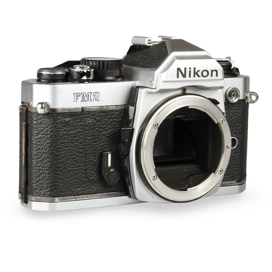 Câmera analógica 35mm Nikon FM2 - USADO