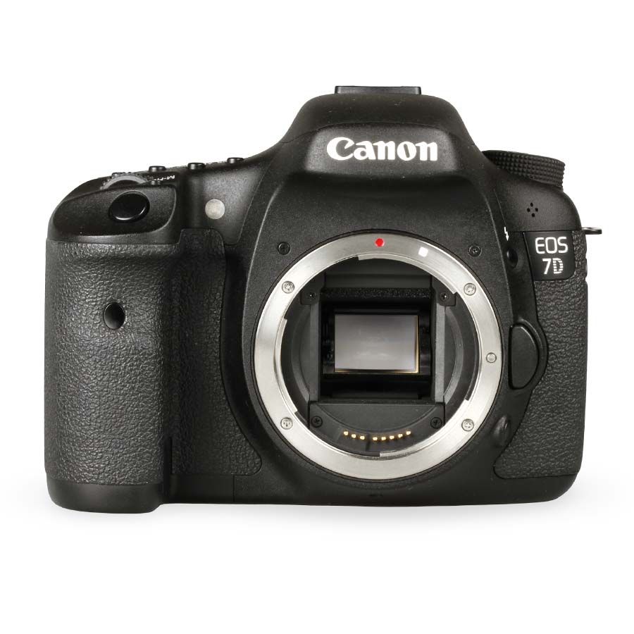 Câmera DSLR Canon EOS 7D - USADO (13.591 DISPAROS)