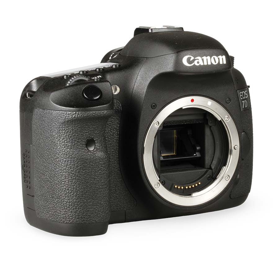 Câmera DSLR Canon EOS 7D - USADO (13.591 DISPAROS)