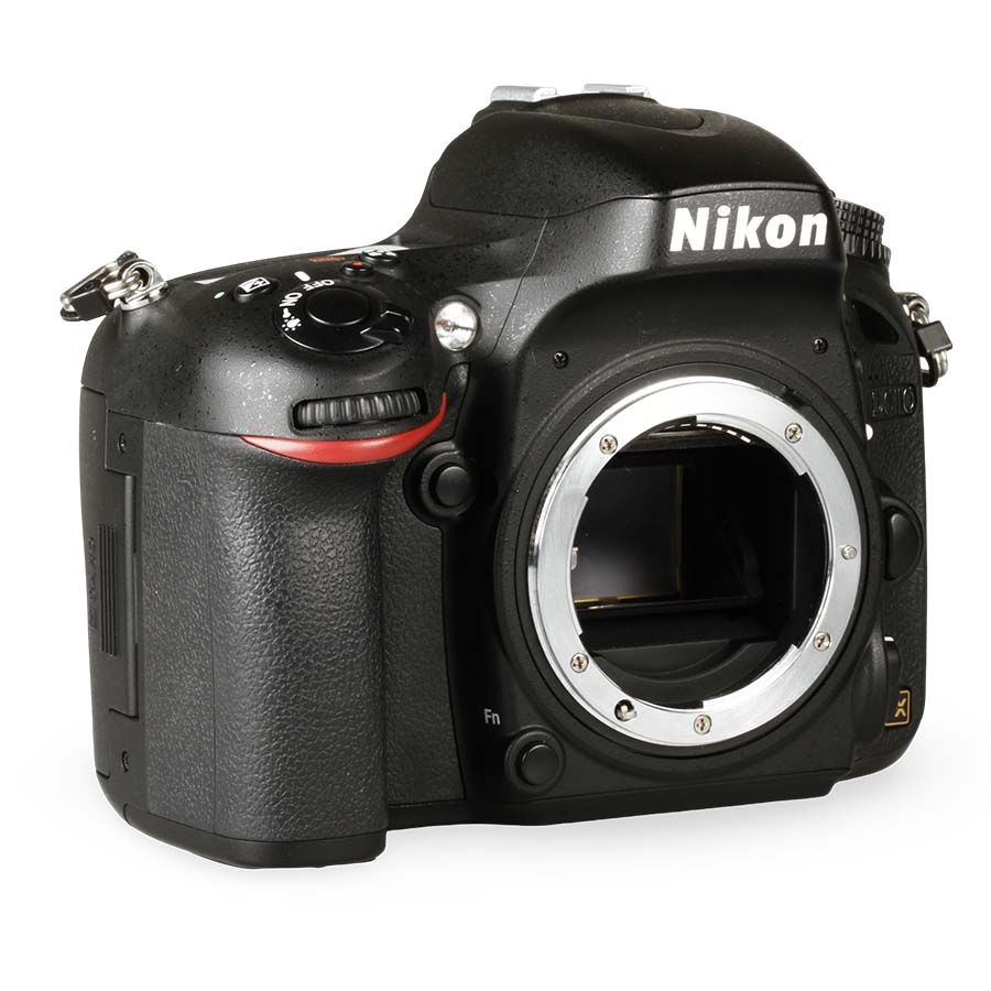 Câmera DSLR Nikon D610 - USADO (14312 disparos)