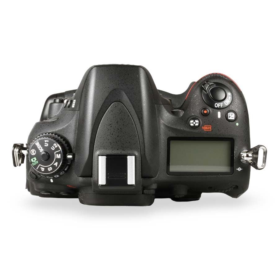Câmera DSLR Nikon D600 com battery Grip - USADO (4.683 disparos)