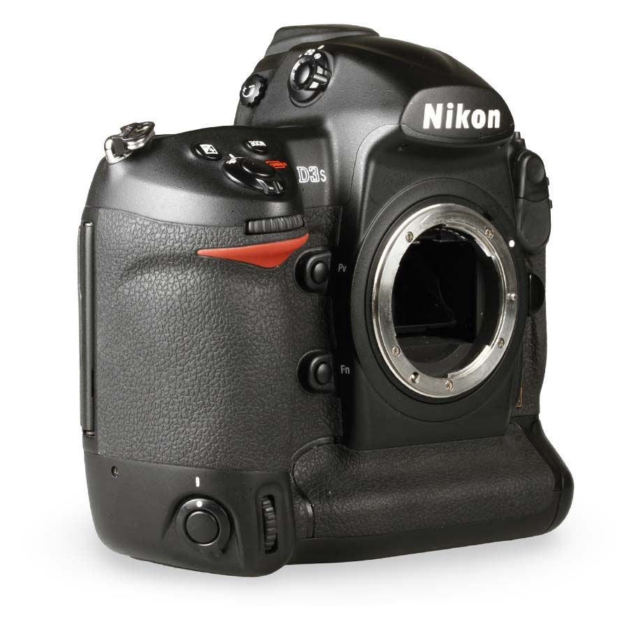 Câmera DSLR Nikon D3s - USADO (26130 disparos)