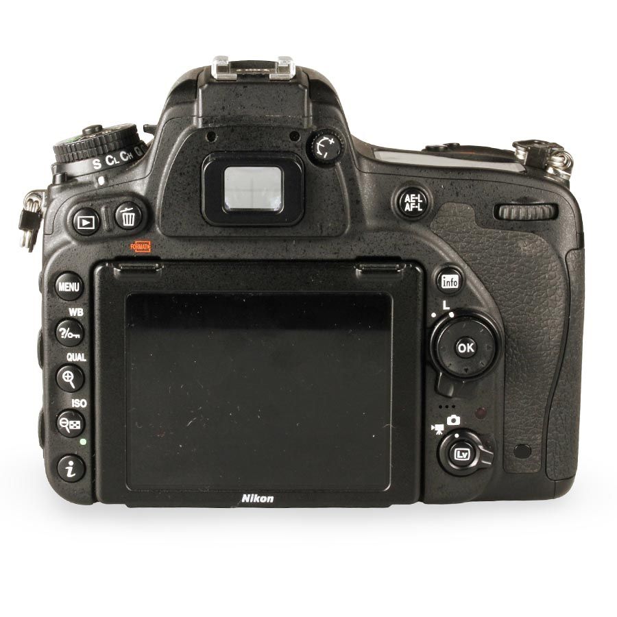 Câmera DSLR Nikon D750 - USADA (19.400 disparos)