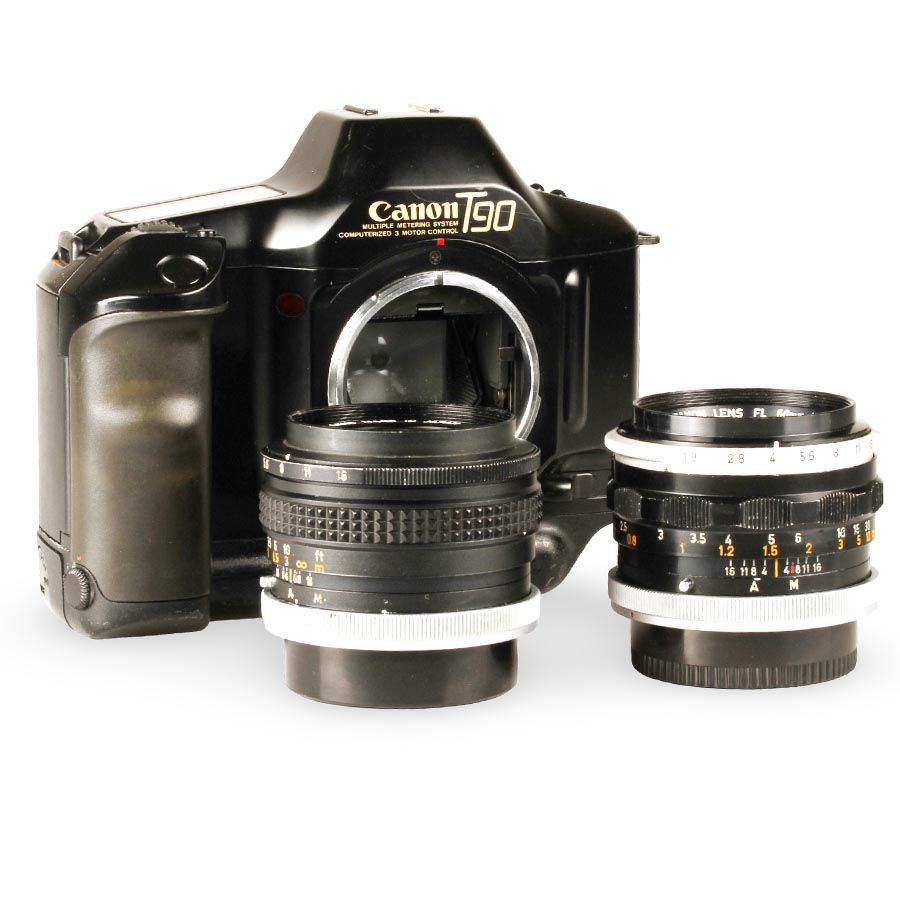 Câmera analógica 35mm Canon T90 com objetivas FL 50mm f1.8 + FL 35mm f3.5 - USADA