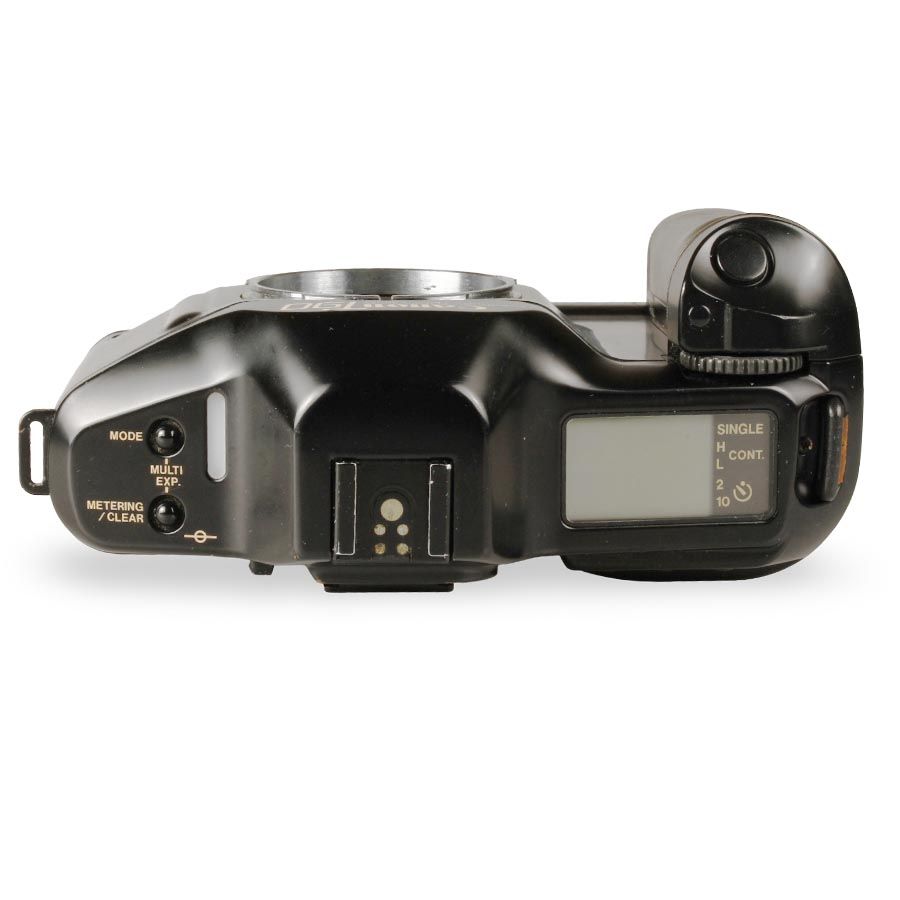 Câmera analógica 35mm Canon T90 com objetivas FL 50mm f1.8 + FL 35mm f3.5 - USADA