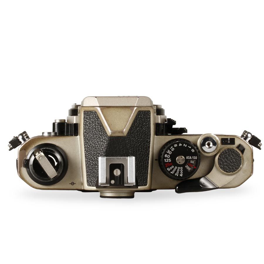 Câmera analógica 35mm Nikon FM2/T - USADO