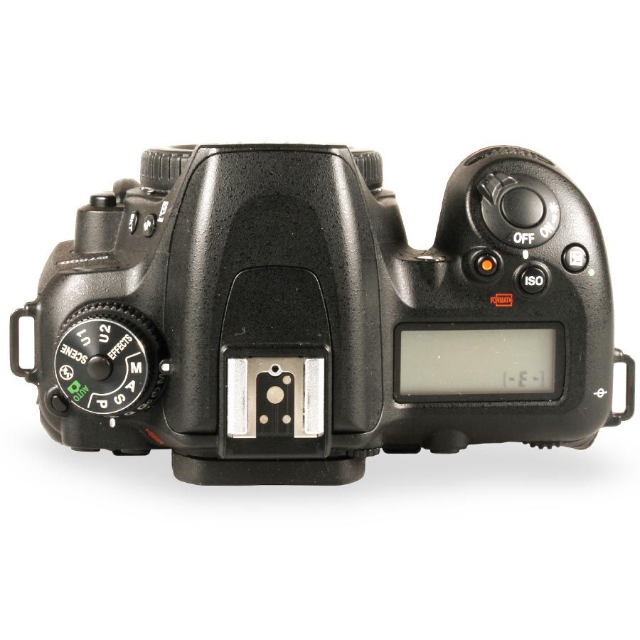 Câmera DSLR Nikon D7500 - USADO (33.800 disparos)