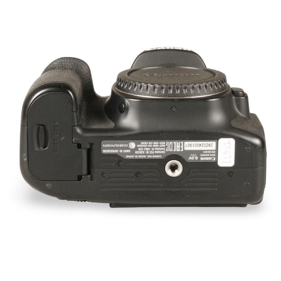 Câmera DSLR Canon EOS 80D - USADO (29.700 disparos)