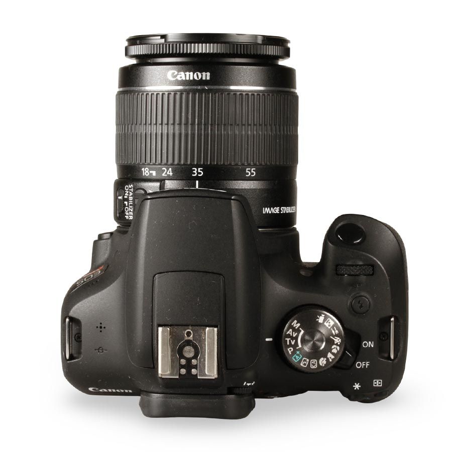 Câmera DSLR Canon EOS Rebel T7+ com lente 18-55mm IS II - USADO (7.250 disparos)