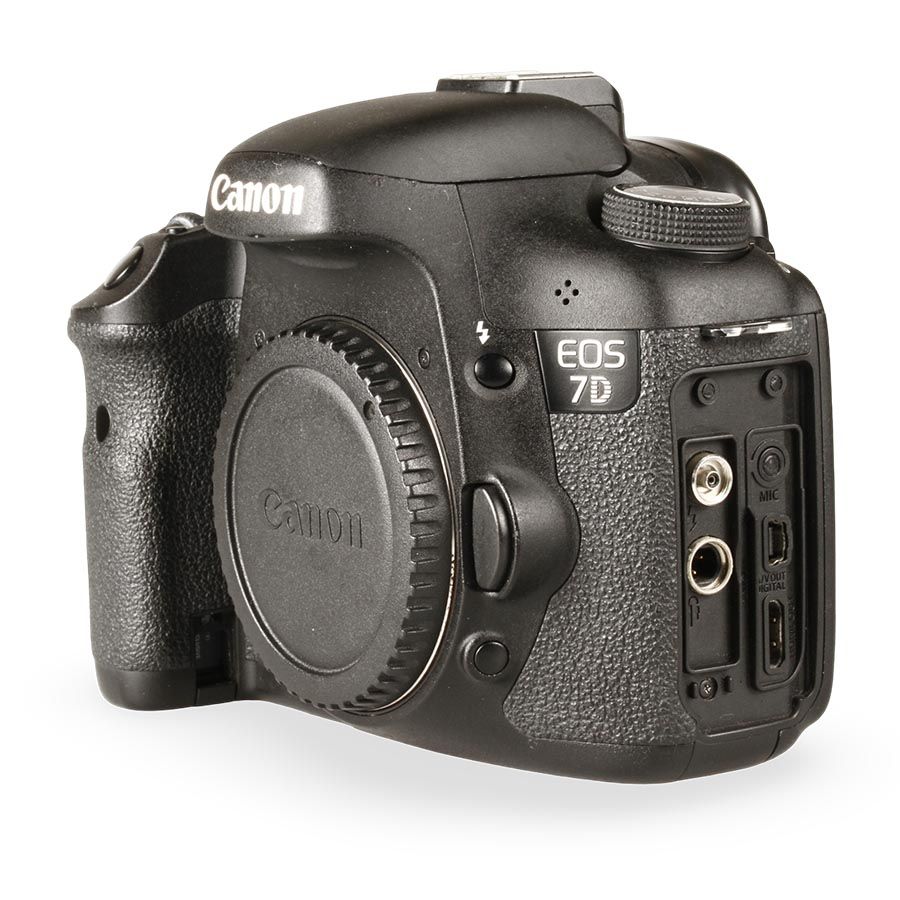 Câmera DSLR Canon EOS 7D - USADO (54.100 DISPAROS) (J0413B)