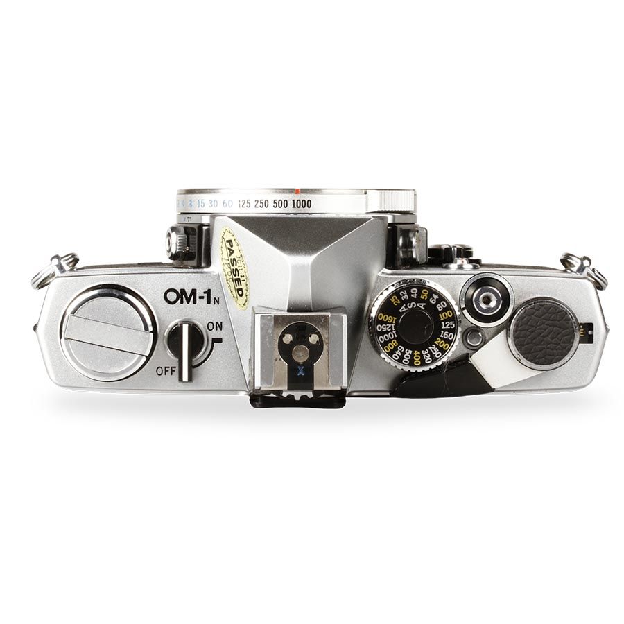 Câmera analógica 35mm Olympus OM-1n (PRATA) - USADO