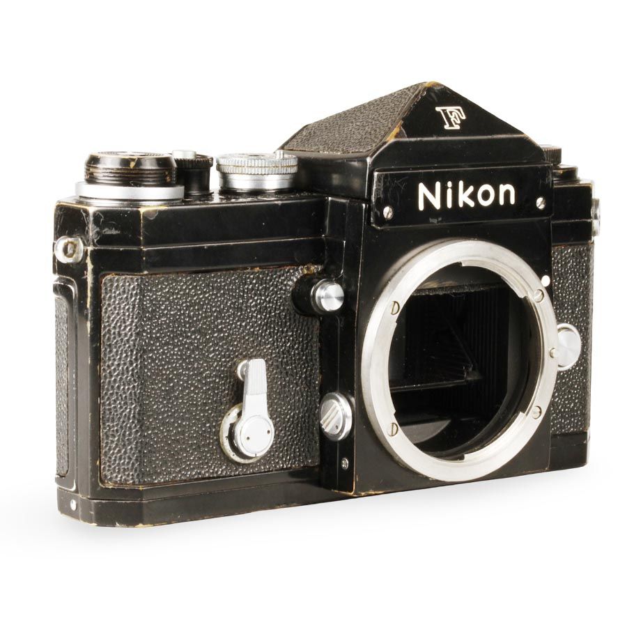 Câmera analógica 35mm Nikon F - USADO