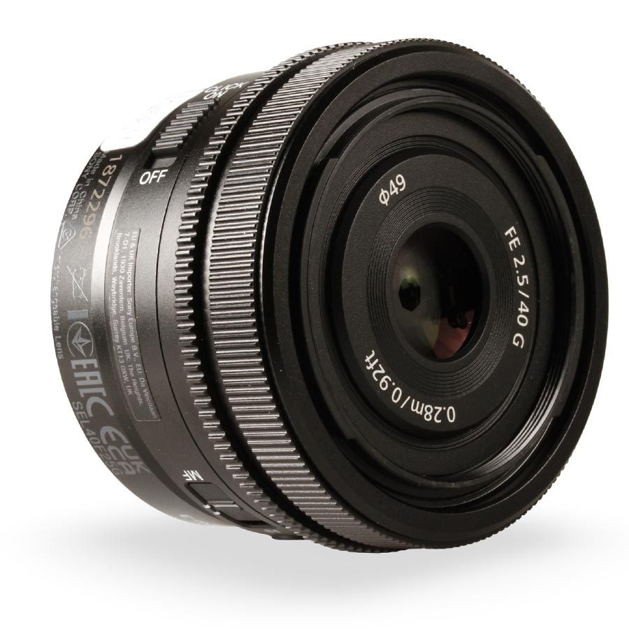 Objetiva Sony FE 40mm f2.5 G - USADO