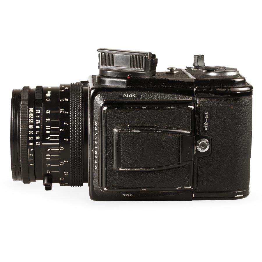 Câmera analógica médio formato Hasselblad 501C com lente Planar T* 80mm f2.8 C - USADO