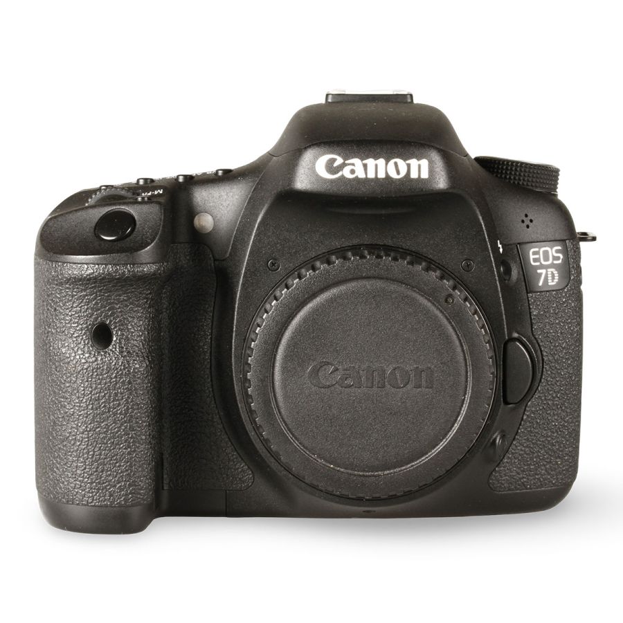 Câmera DSLR Canon EOS 7D (16.500 disparos) (J0603C) - USADO