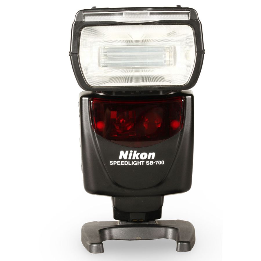 Flash Nikon Speedlight SB-700 (J0616C) - USADO