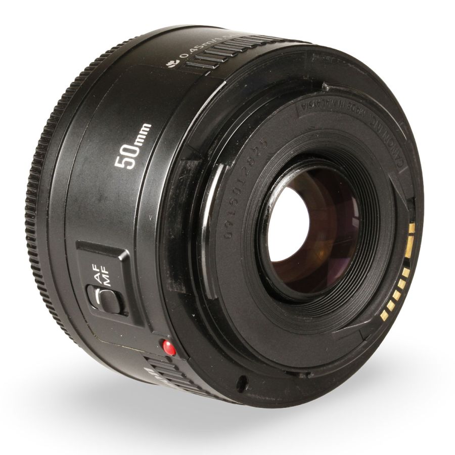 Objetiva Canon EF 50mm f1.8 II - USADO (2505DJ)