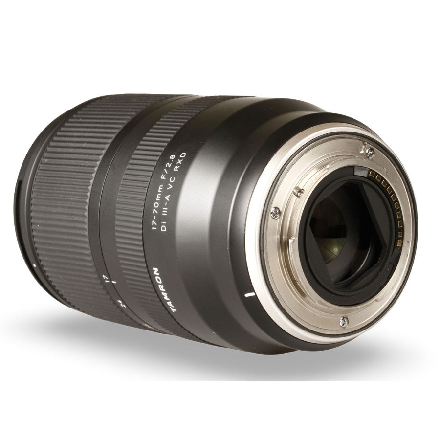 Objetiva Tamron 17-70mm f2.8 Di III - A VC RXD (12613) - USADA