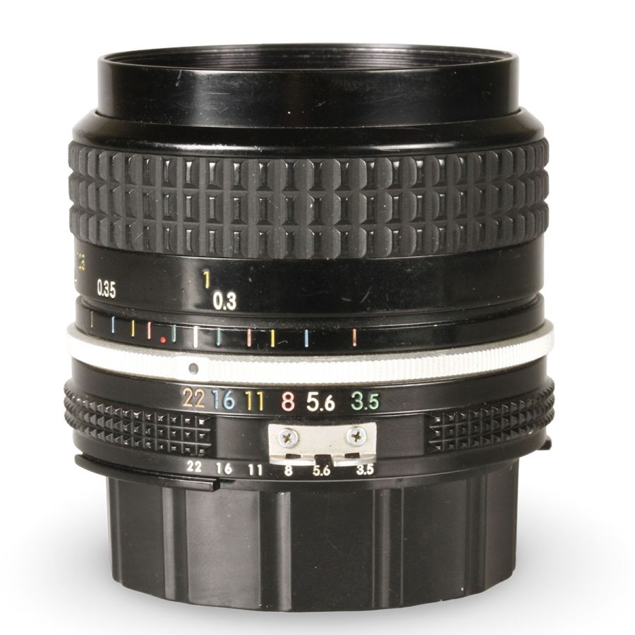 Objetiva Nikon AI NIKKOR 28mm f2.8 (12612A) - USADA