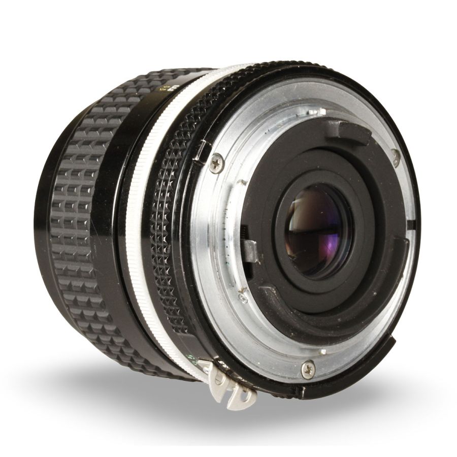 Objetiva Nikon AI NIKKOR 28mm f2.8 (12612A) - USADA