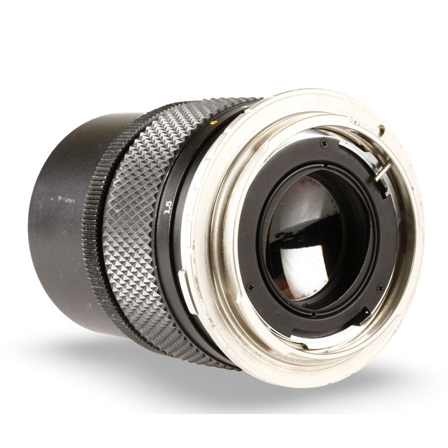 Objetiva Olympus OM Zuiko 135mm f3.5 com adaptador para Canon EOS - USADA (12599D)