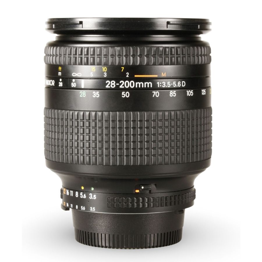 Objetiva Nikon AF NIKKOR 28-200mm f3.5-5.6D - USADO