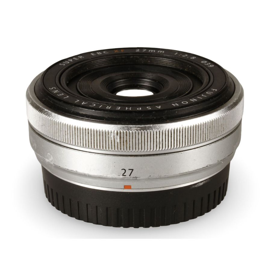 Objetiva Fujifilm Super EBC XF 27mm f2.8  - USADA