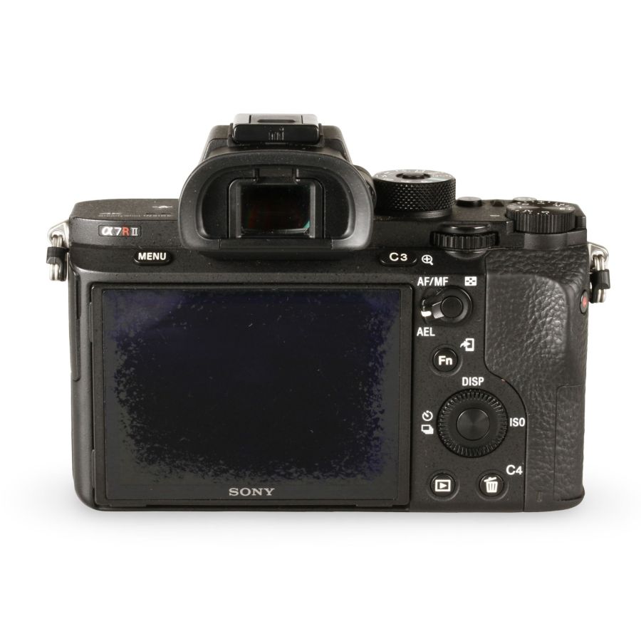 Câmera Sony Alpha α7R II - USADA (17900 disparos)