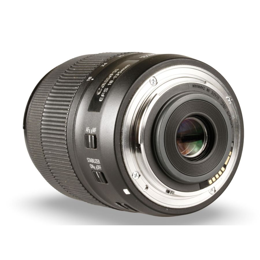 Objetiva Canon EF-S 18-135mm f3.5-5.6 IS NANO USM - USADA
