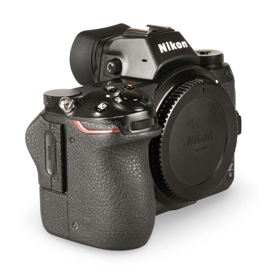 Câmera mirrorless Nikon Z6 - USADA
