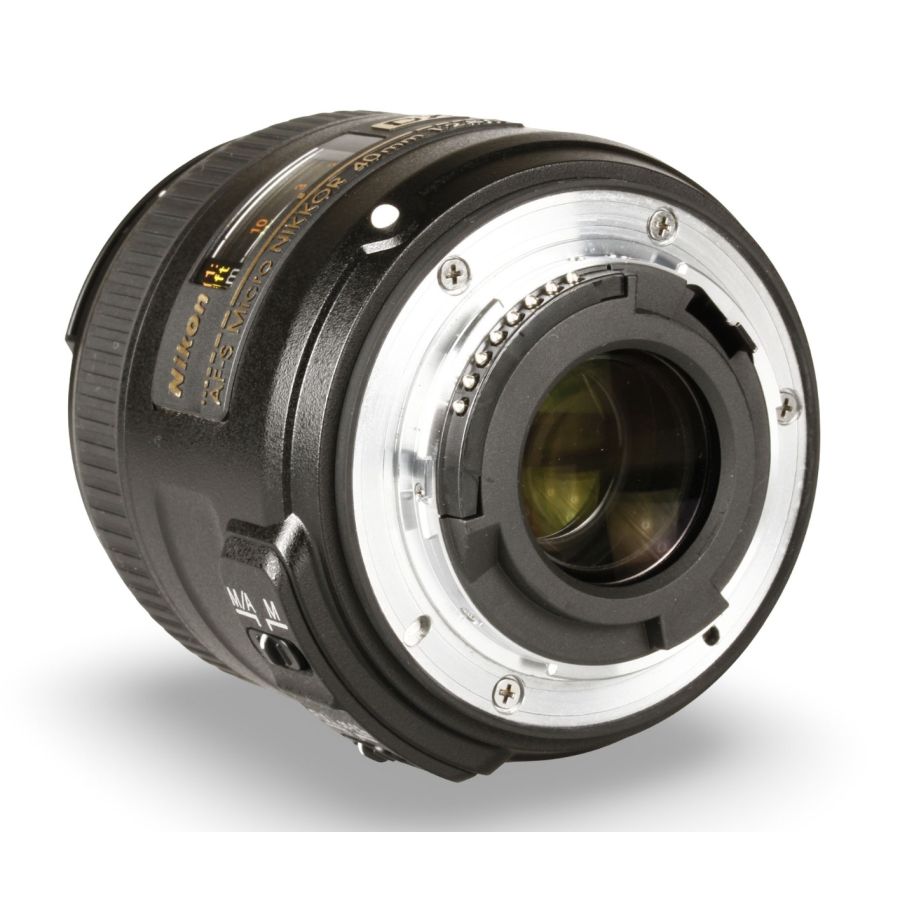 Objetiva Nikon AF-S DX NIKKOR 40mm f2.8G Micro - USADA