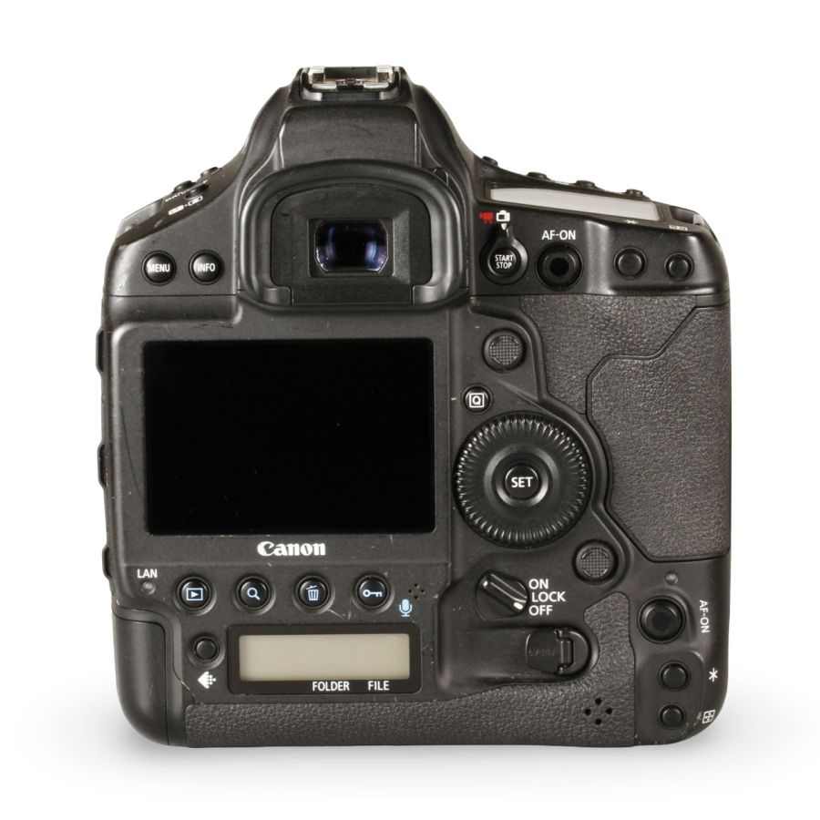 Câmera DSLR Canon EOS 1DX Mark III - USADA