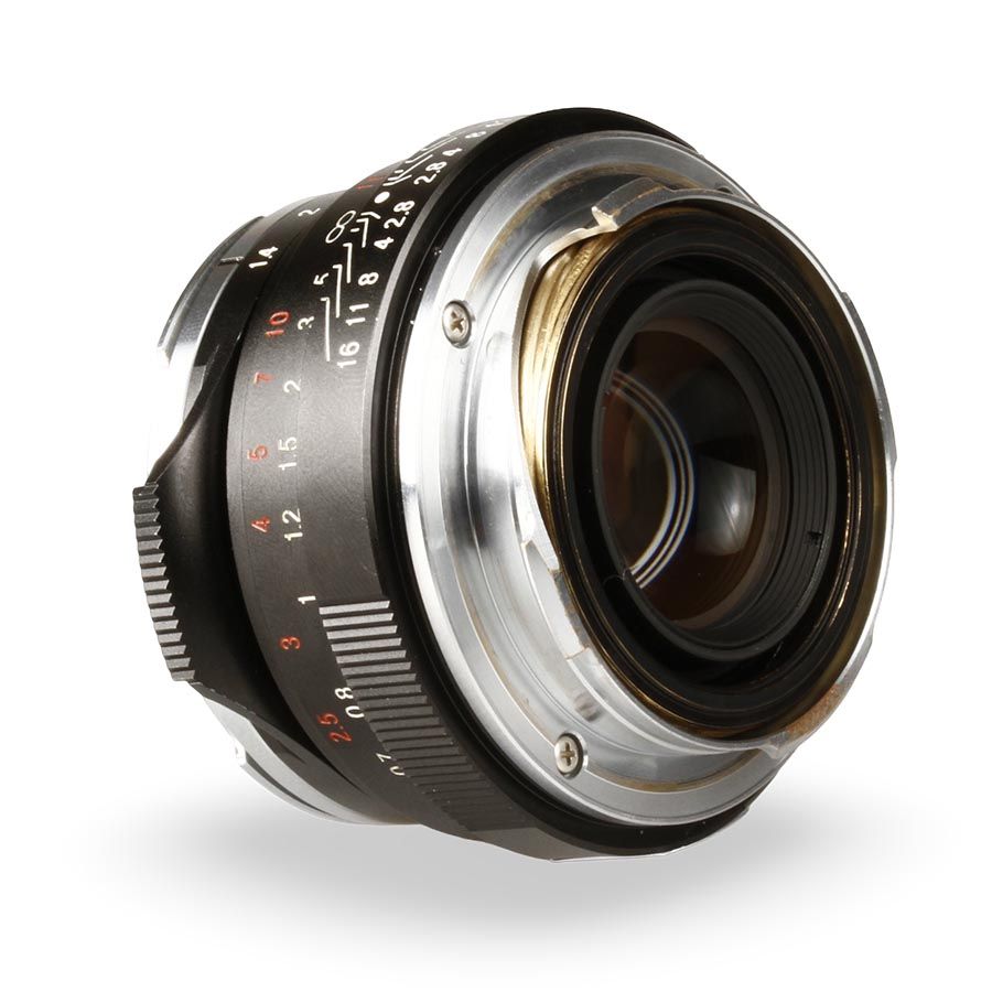 Objetiva Voigtländer Nokton Classic 40mm f1.4 SC (Leica M) - USADO